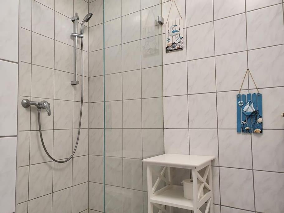 Ferienwohnung Direkt Am Kurpark Mit Gradierwerk Solestadt Bad Dürrenberg エクステリア 写真